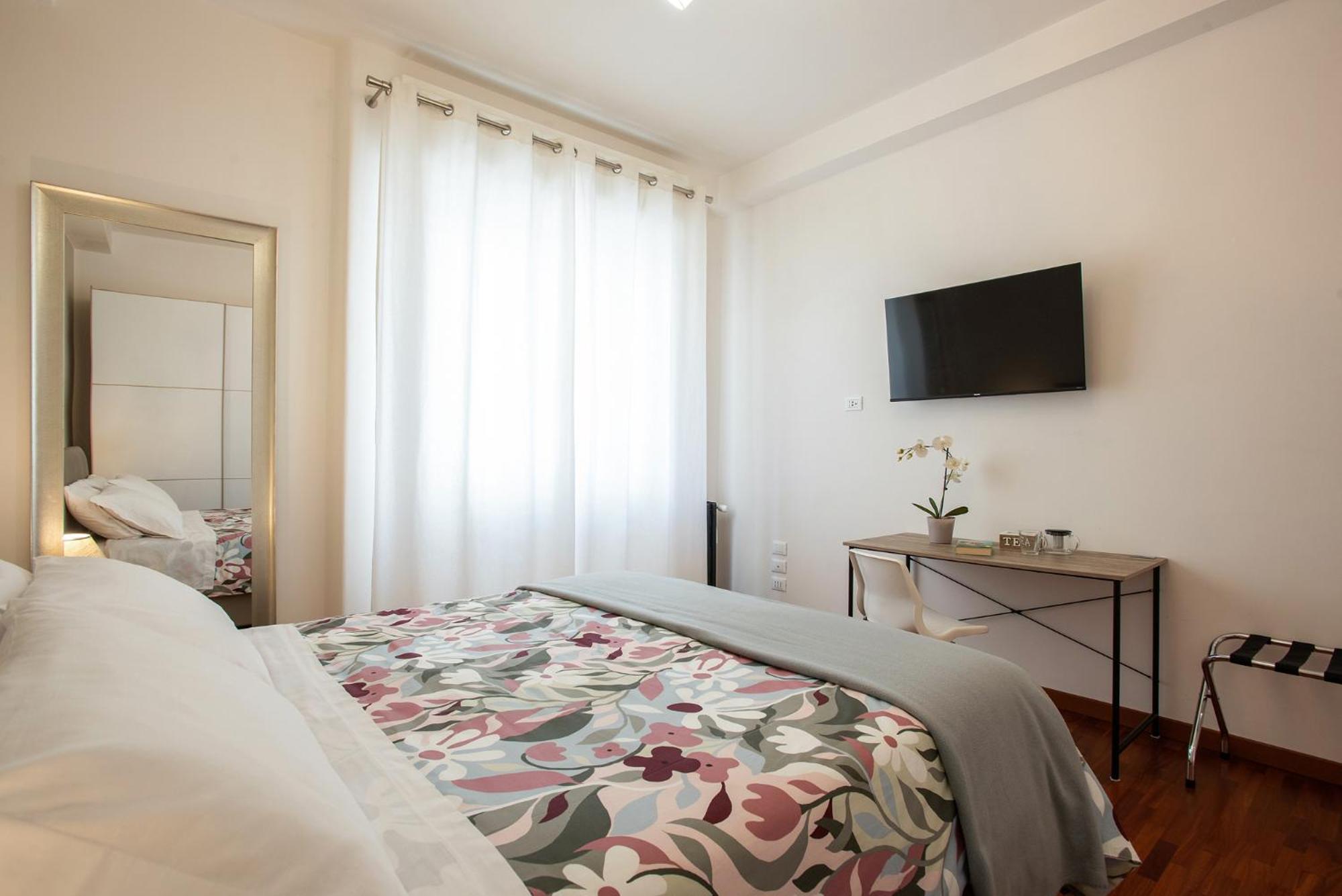 Carpegna Park By Cornelia Subway * Roma